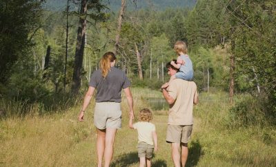 8 Essential Tips to Save Money on UK Family Trip